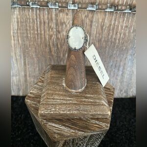 Authentic DIESEL Signature "S" Mother of Pearl Inscribed Band  Ring